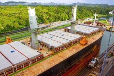 Yolcu gemisinden Panama Kanalı görüntüsü