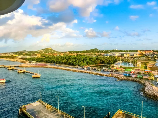 A ilha de Curaçao é um paraíso tropical nas Antilhas no — Fotografia de Stock