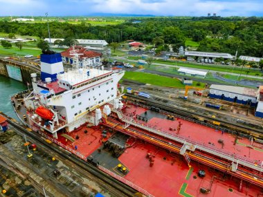 Yolcu gemisinden Panama Kanalı görüntüsü