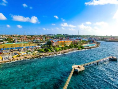 Curacao Adası Antiller 'de tropikal bir cennettir.