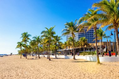 Fort Lauderdale - 11 Aralık 2019 Las Olas Bulvarı yakınlarındaki Fort Lauderdale Plajı
