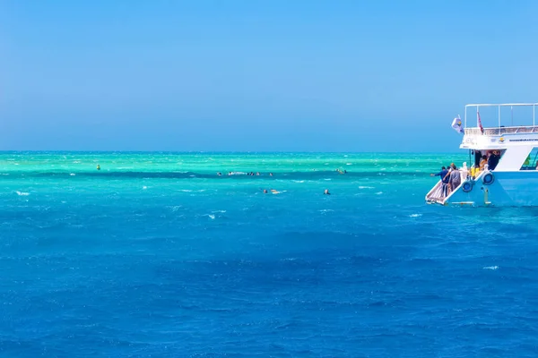 Sharm Sheikh Egypt February 2020 Sail Boat Ship Tourists Ras — ストック写真