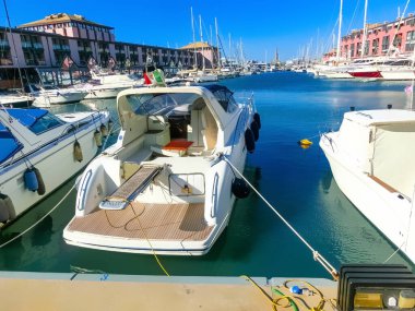 İtalya 'daki Cenova limanının manzarası