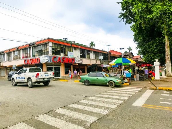 Puerto Limon, Kostaryka - 8 grudnia 2019: Typowa ulica w porcie rejsowym Puerto Limon — Zdjęcie stockowe