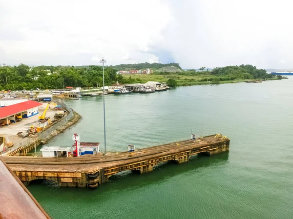 Blick Vom Kreuzfahrtschiff Auf Den Panamakanal Bei Panama — Stockfoto