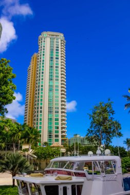 Fort Lauderdale - 1 Aralık 2019 Florida Ft. Lauderdale şehri plaj ve apartman dairelerini gösteriyor.