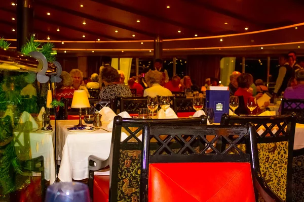Willemstad Curazao Países Bajos Diciembre 2019 Gente Cena Grande Restaurant — Foto de Stock