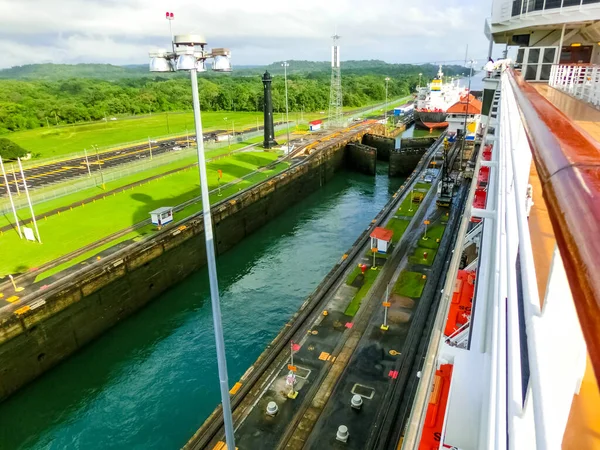 Udsigt Panama Canal Fra Krydstogtskib Panama - Stock-foto