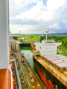 Panama Kanalı 'nın Panama' daki yolcu gemisinden görüntüsü