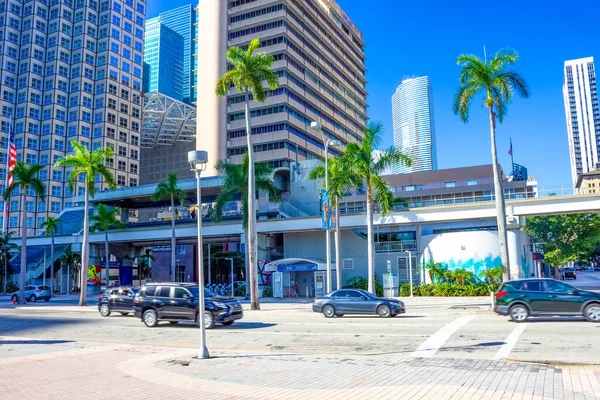 Miami, Estados Unidos - 30 de noviembre de 2019: Vista panorámica del centro de Miami con condominios y edificios de oficinas . — Foto de Stock