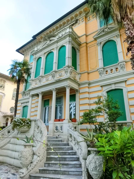 Rapallo Italia Septiembre 2019 Fachada Del Edificio Rapallo Italia Liguria —  Fotos de Stock