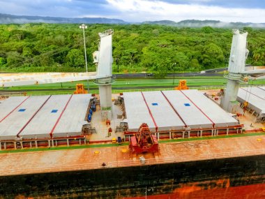 Panama Kanalı 'nın Panama' daki yolcu gemisinden görüntüsü