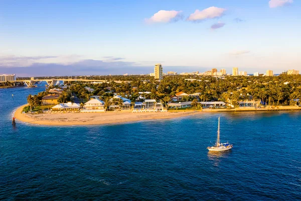Cityscape Lauderdale Φλόριντα Δείχνει Την Παραλία Και Πολυκατοικίες — Φωτογραφία Αρχείου