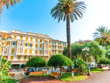 Rapallo, İtalya - 17 Eylül 2019: Rapallo İtalya Liguria 'daki bina cephesi