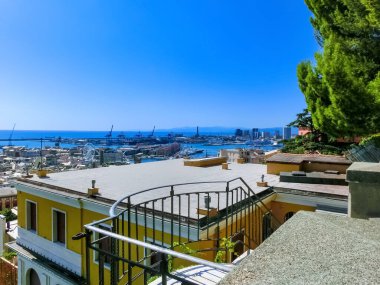 İtalya'da Genova merkezinin arial görünümü , Ligurian Denizi , Liguria