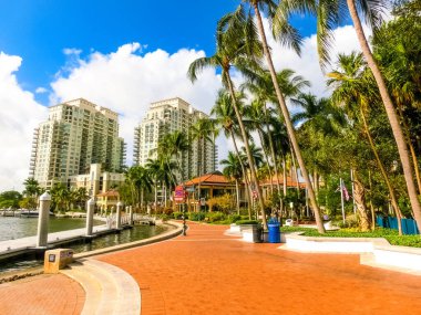 Fort Lauderdale - 11 Aralık 2019: Müze ve park Fort Lauderdale Florida kanalları boyunca kurulmuş gibi..