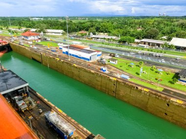 Panama Kanalı 'nın Panama' daki yolcu gemisinden görüntüsü