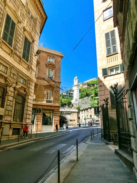 Genoa Liguria Olaszország 2019 Szeptember Emberek Központi Utcában Belvárosban — Stock Fotó