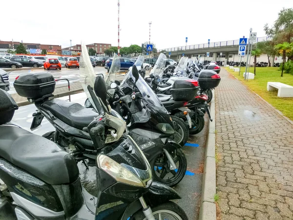 Genoa Liguria Italy September 2019 Motorcycle Parking Central Street City — Stock Photo, Image