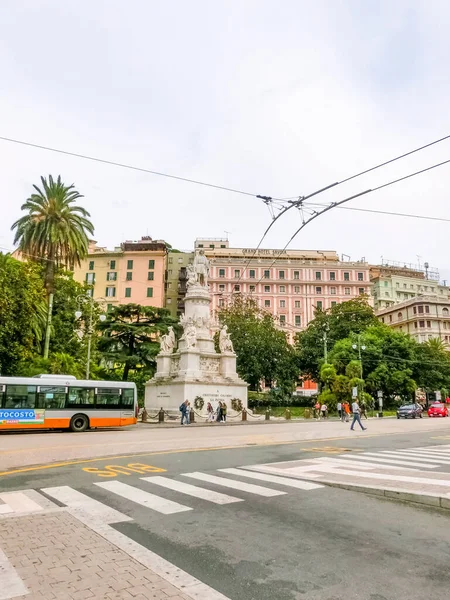 Genoa Liguria Olaszország 2019 Szeptember Emberek Központi Utcában Belvárosban — Stock Fotó