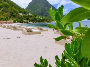 Saint Lucia, Karayip Adaları 'ndaki güzel kumsal