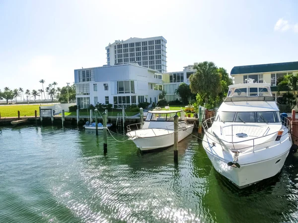 Fort Lauderdale Grudnia 2019 Miasto Lauderdale Florydzie Plażą Jachtami Kondominiami — Zdjęcie stockowe