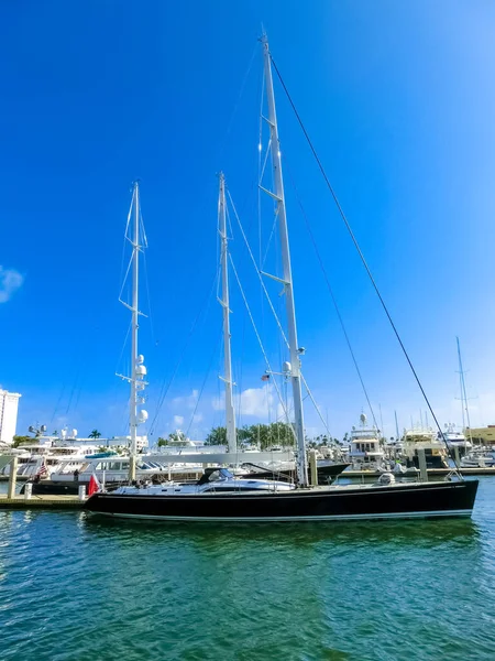 Fort Lauderdale December 2019 Cityscape Lauderdale Florida Showing Beach Yachts — Stock Photo, Image