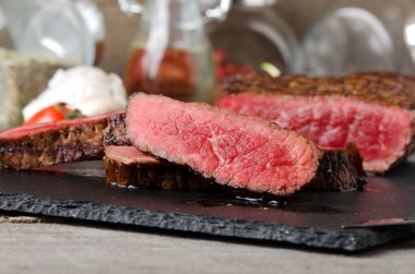 baharat yakın çekim biftek kıyılmış sığır eti kavrulmuş