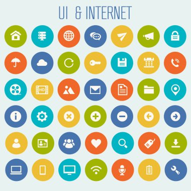 Renkli UI ve beyaz arka plan üzerinde Internet simgeler kümesi