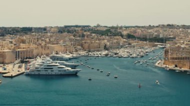 Malta Valletta - 1 Temmuz, 2016:View üst Baraka üzerinde Senglea, Birgu ve Kalkara savaş Müzesi StayAt.