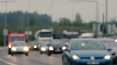 Trafik sıkışıklığı Litvanya, bulanık sahne üzerinde odaklanmamış görünümü.