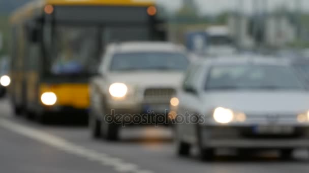 Vue dégagée sur les embouteillages en Lituanie, Scène floue .