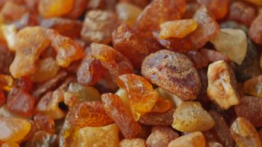 Amber taş makro döndürmek