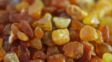 Güzel ateşli Amber makroda