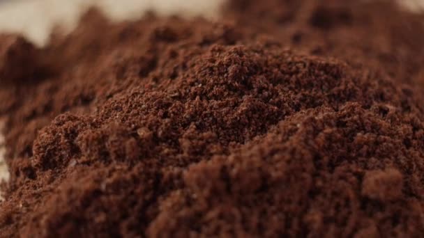 Fine poudre de café pile close-up peu profonde DOF . — Video