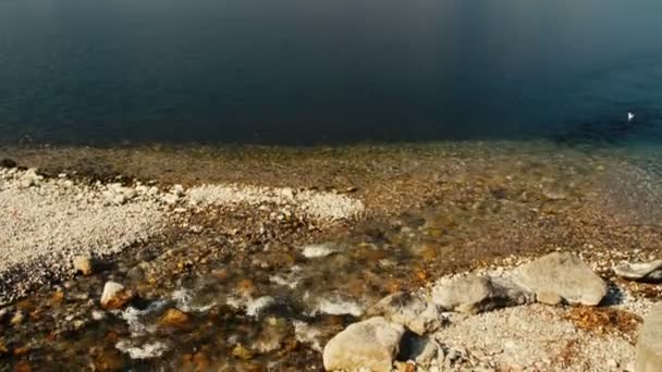 Πανοραμική θέα στη λίμνη Κόμο, στις Άνω Άλπεις. — Αρχείο Βίντεο