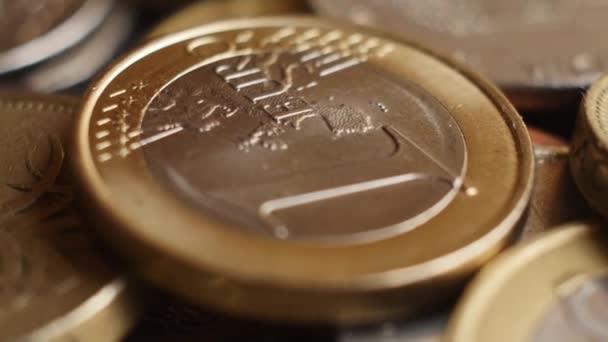 Euromünzen aus nächster Nähe. — Stockvideo