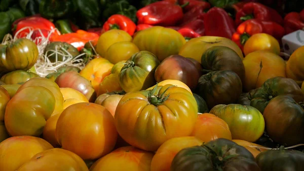 Domates ekran Market