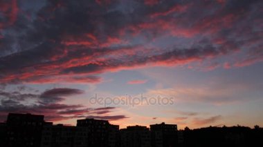 Günbatımı şehrin timelapse üzerinde