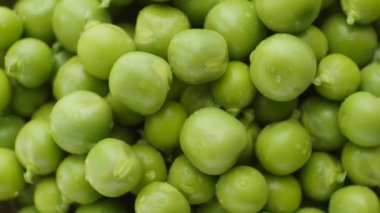 Yeşil bezelye döndürme, en iyi görünümü.