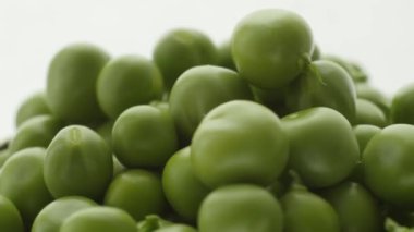 Taze bezelyeler dönüşümlü. Kapat.