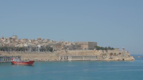 La Valette (Malte) 4 juillet 2016. Bateaux et navires dans le port . — Video