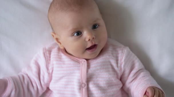 Baby 8 Monate Sitzt Nicht