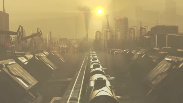 Важкий смог в брудному промисловому районі, футуристичний міський пейзаж, нафтовий вантажний поїзд — стокове відео