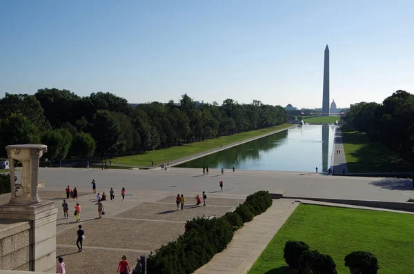 Washington Monument gezien vanuit het Lincoln Memorial. — Stockfoto