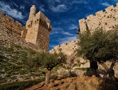Jerusalem - 10 Şubat 2017: Jerusalem eski şehir duvar, panorama