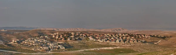 Maale Adumim-10 februari 2017: Maale Adumim bosättning, antenn — Stockfoto