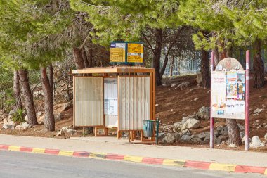 Ariel - 03 Ocak 2017: Ariel, İsrail'de boş otobüs durağı