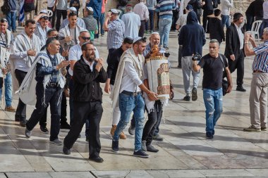 Jerusalem - 15 Kasım, 2016: birçok kişi Bar Mitzv katılmak