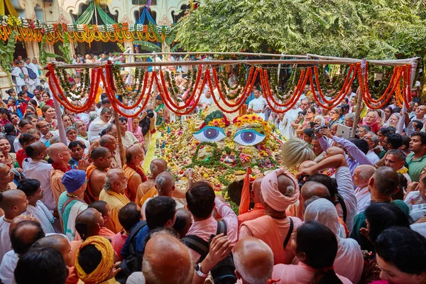 Vrindavan, 22 ottobre 2016: Celebrazione del puja di Govardhan a Vrindav — Foto Stock